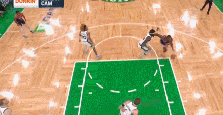 火锅盛宴！第四节科塔和布里塞特连续送出钉板大帽