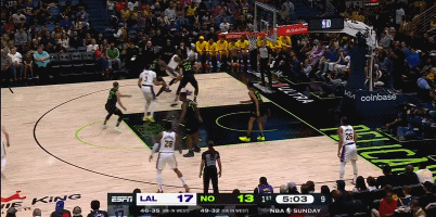 詹姆斯高抛连线浓眉半节拿8助攻 生涯正式达成40000+11000+11000