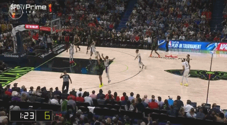 活久见！普林斯首节被犯规但裁判漏给罚球 第二节开始前补两罚