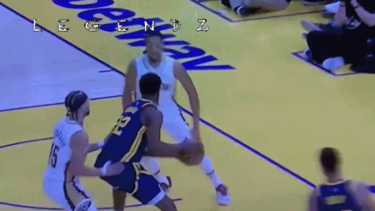 CJ怒喷维金斯：再打我啊黑鬼！克莱为围巾出头：我打你10年了