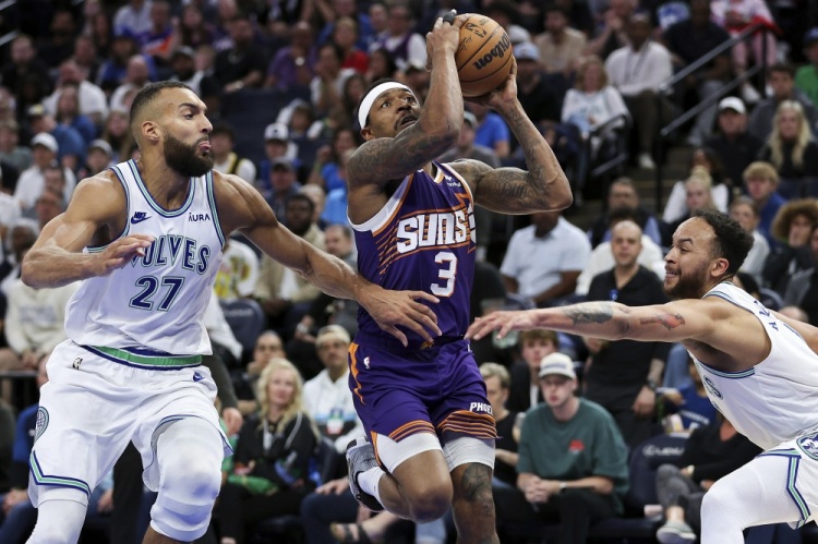 美职篮季后赛巡礼：太阳阵容日益稳定