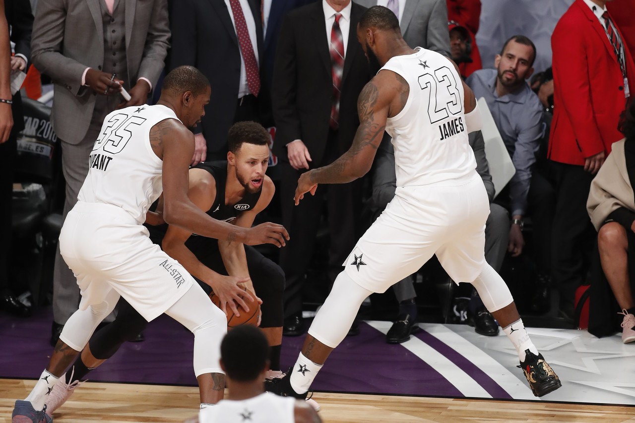 金牌囊中之物！梦之队集结当今时代的三位门面 詹杜库最后一舞