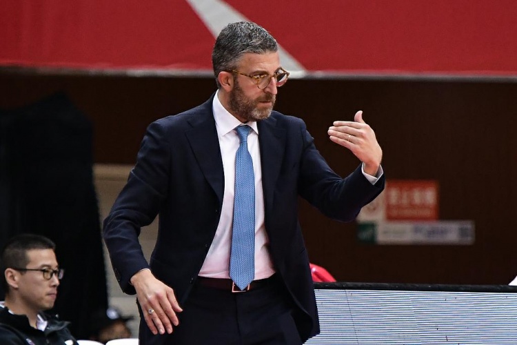 北京从领先2分到落后21分 乔里欧手里的两个暂停似乎都忘了叫了