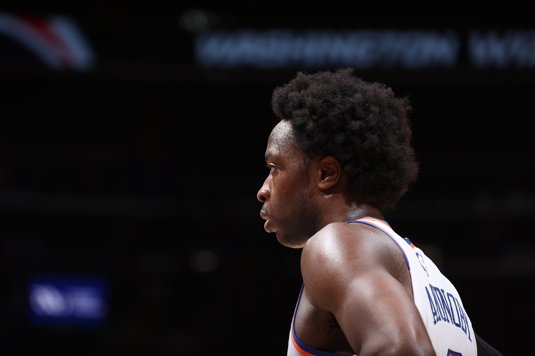 本季阿努诺比出战时尼克斯20胜3负 其正负值全部为正&共计+353