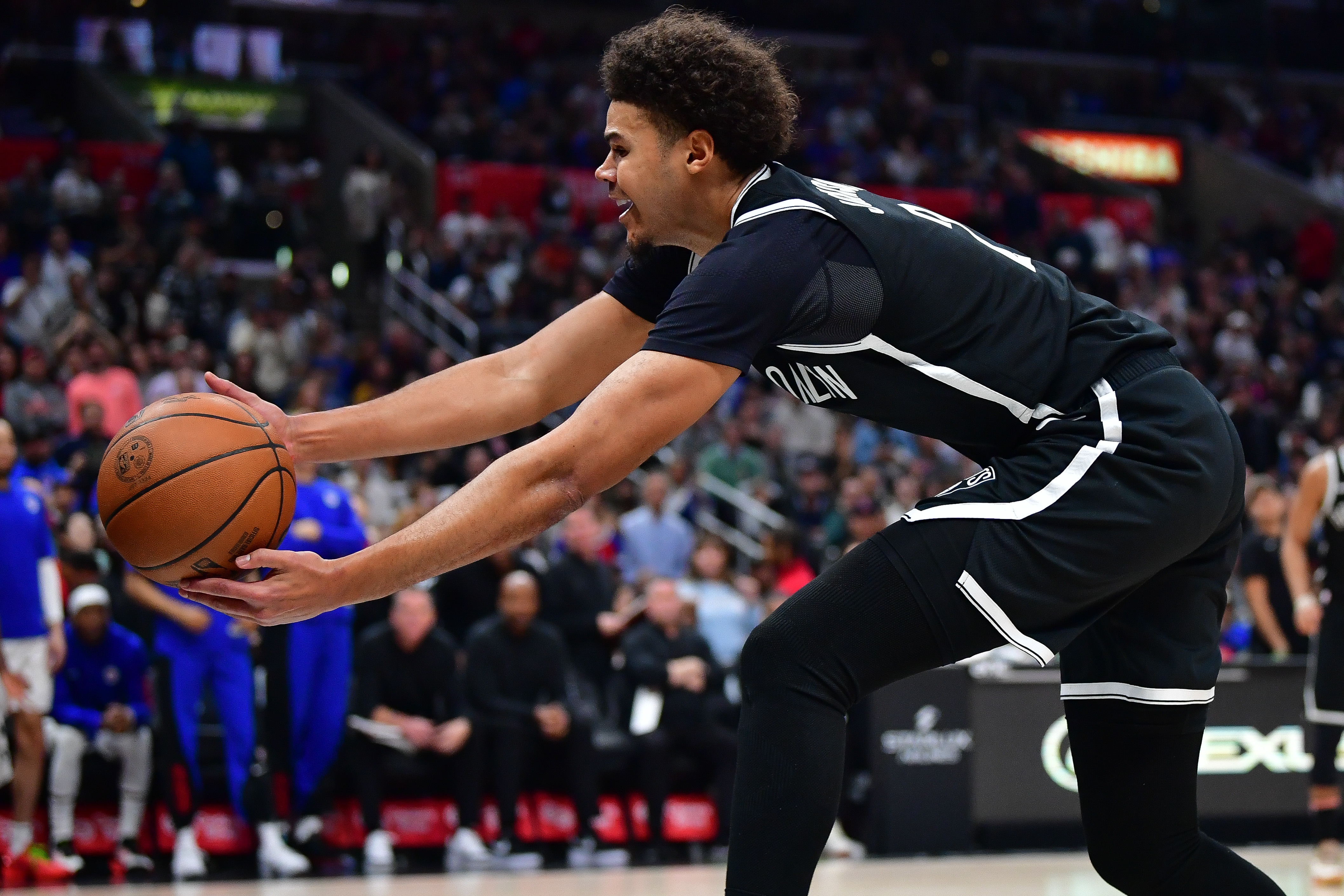 卡梅隆-约翰逊：球队战绩不佳不是大桥的责任 我看到了他的进步