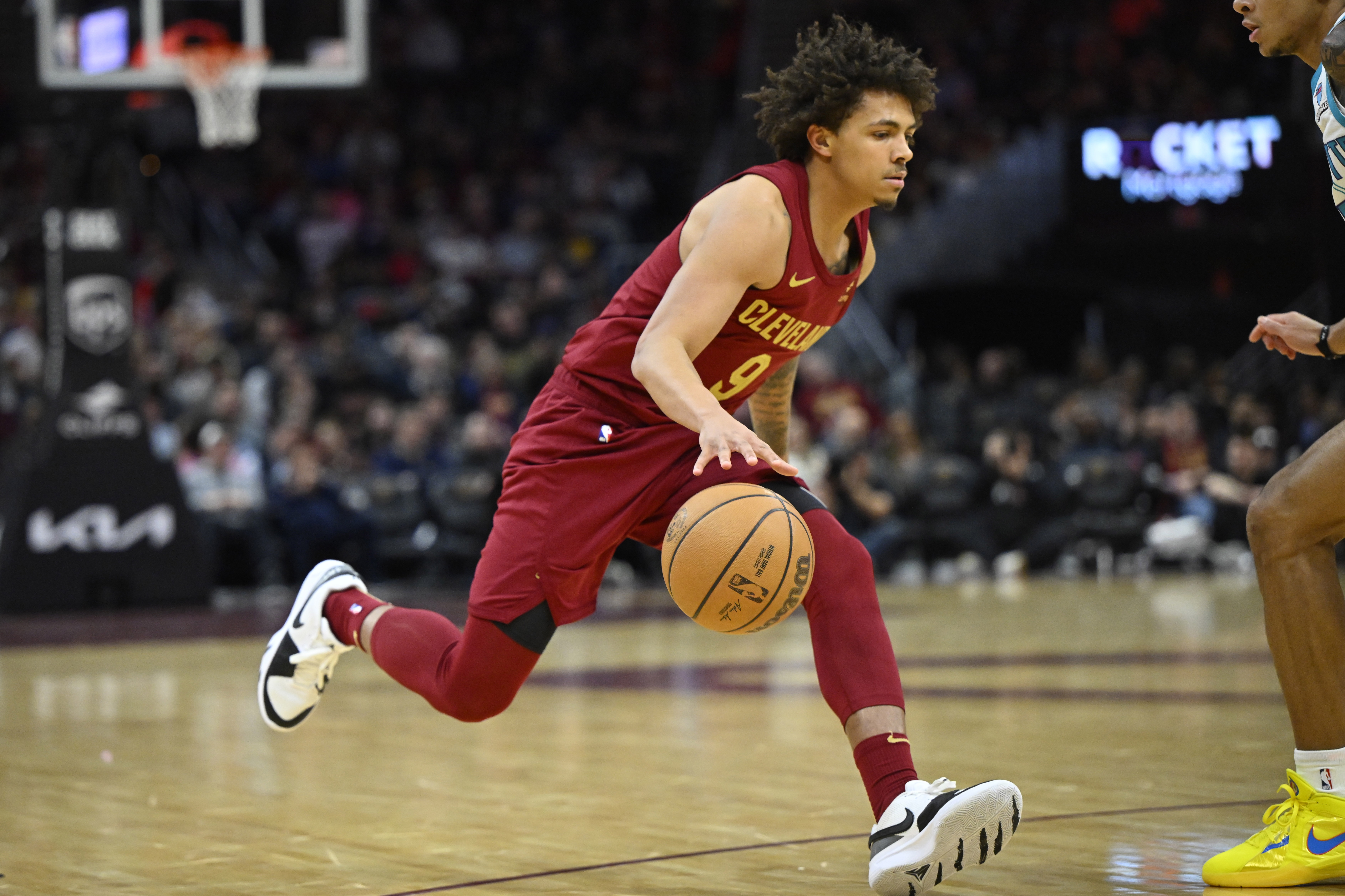 收官战啊！小克雷格-波特遭遇脚踝扭伤 本场比赛不会回归