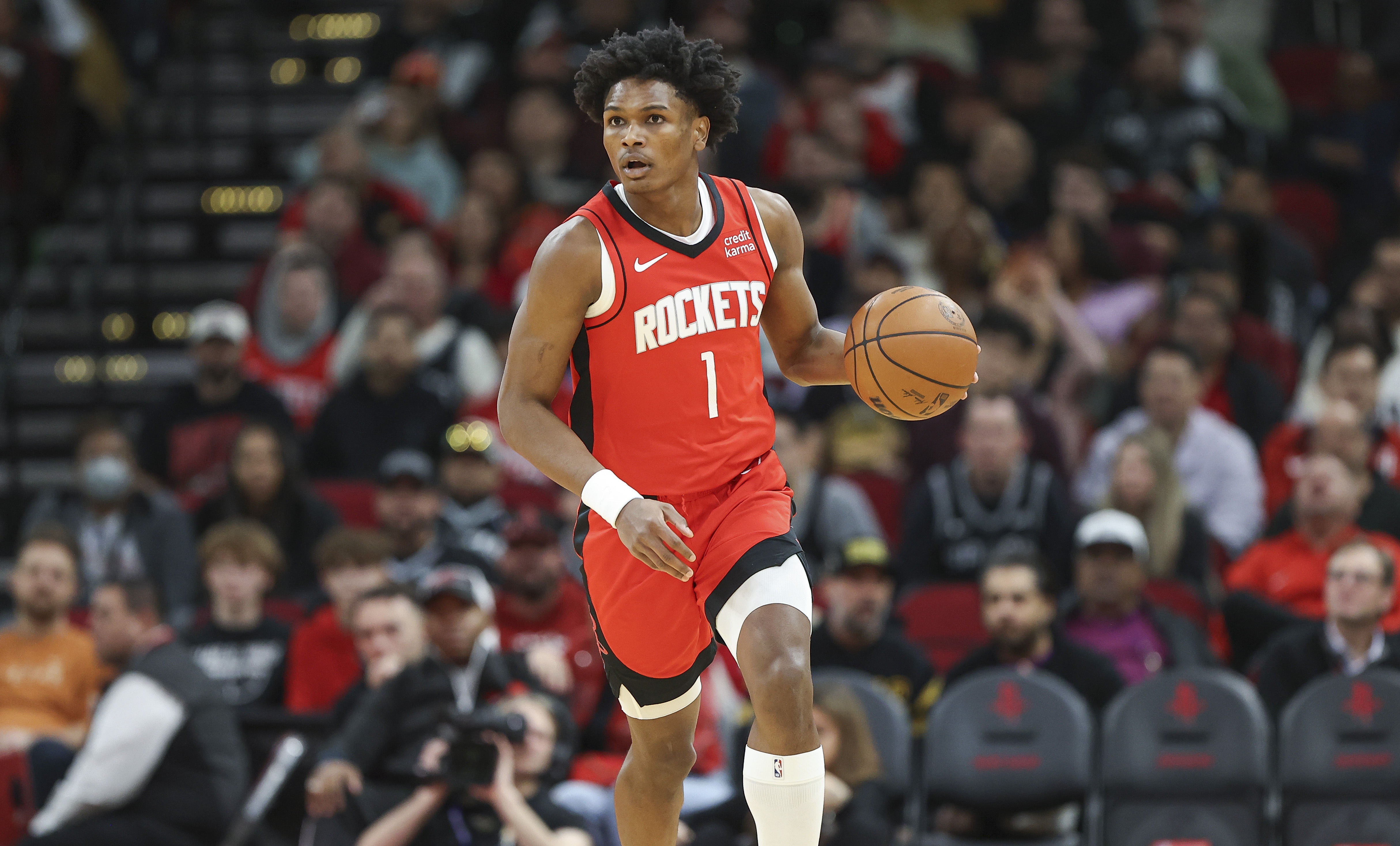 填满数据栏！阿门-汤普森半场3中3拿到7分2板3助2断1帽