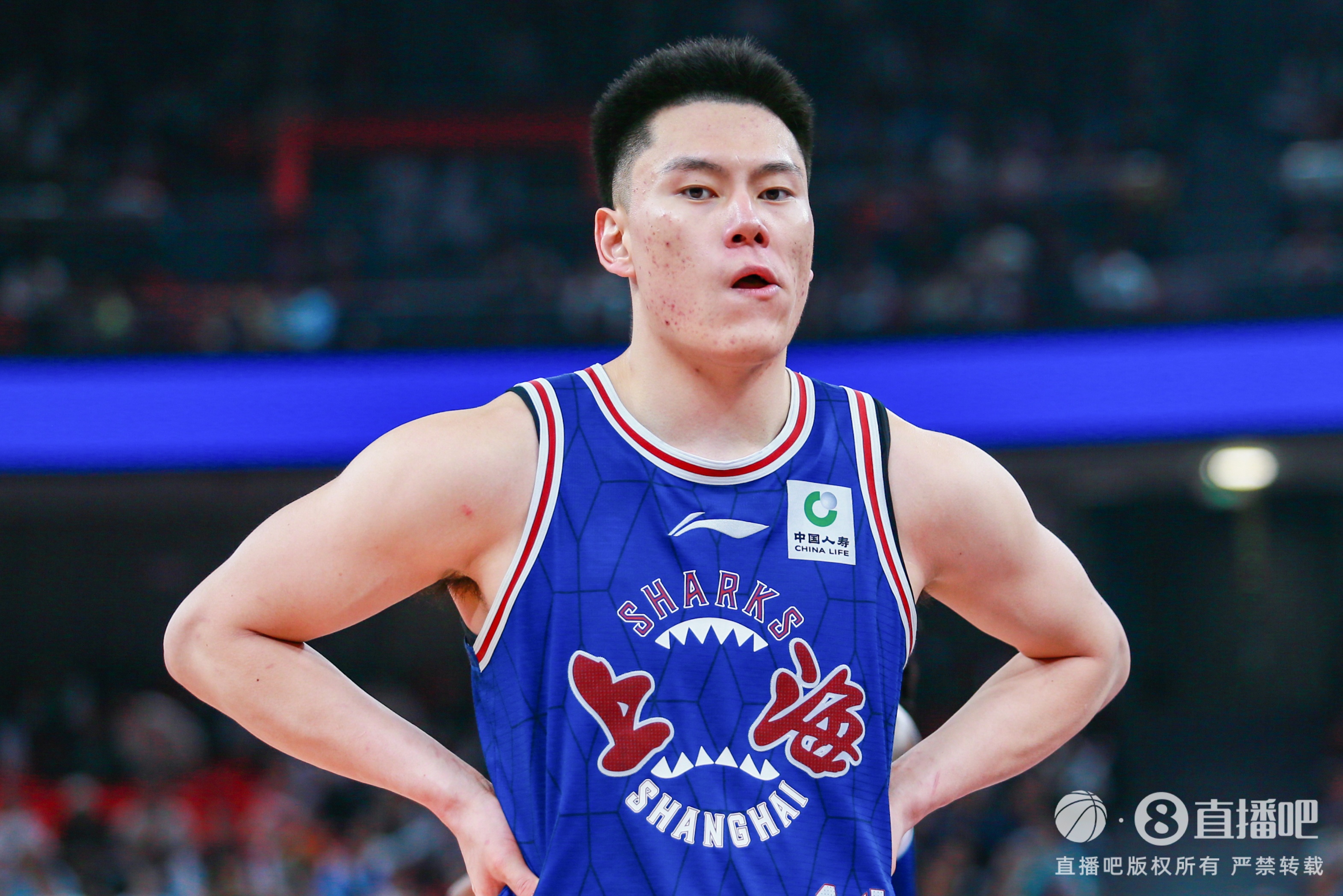 冲击力十足！李弘权半场3中3贡献12分4板4助 罚球6中5