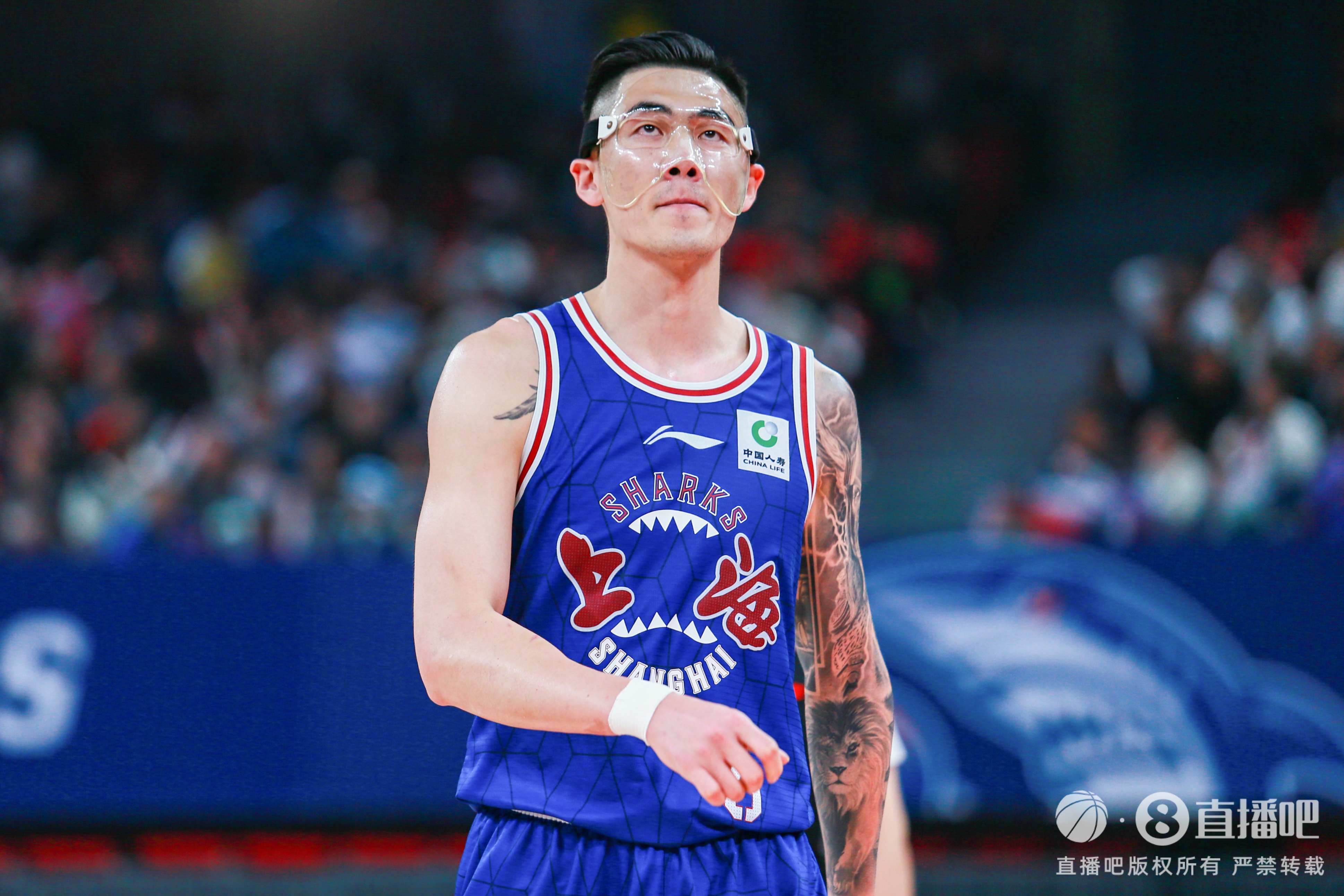 打得不错！刘铮上半场8中6&三分3中2贡献14分3断