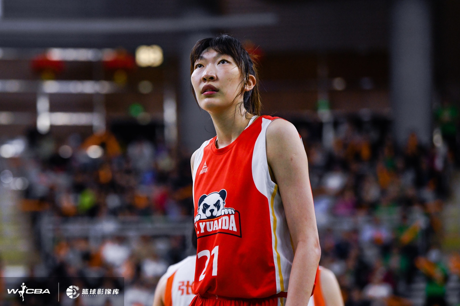 拼尽全力！韩旭撑起球队内线 20中10空砍23分16板3助2断2帽