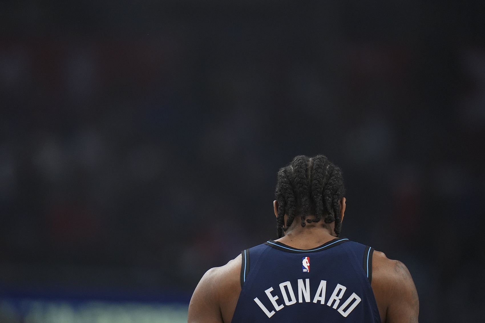 小卡的膝！快船的殇！小卡近年季后赛饱受膝伤困扰 G1能否出战？